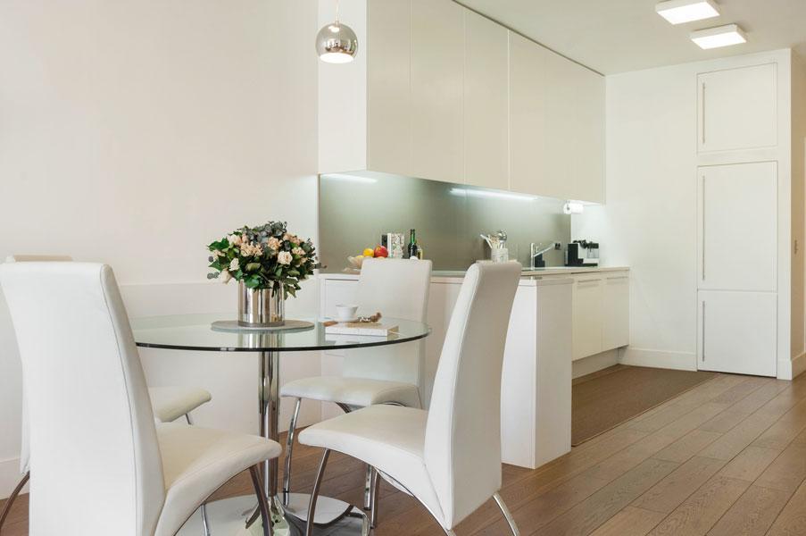 Two Bedroom Luxury Apartment - Balcony With View Of Notre Dame Paris Exteriör bild